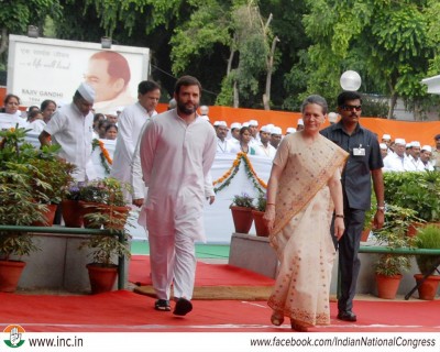 I-Day: Sonia Gandhi unfurls national flag at Congress HQ